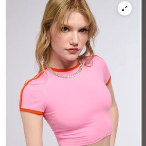 LOVE ME MORE TSHIRT - L